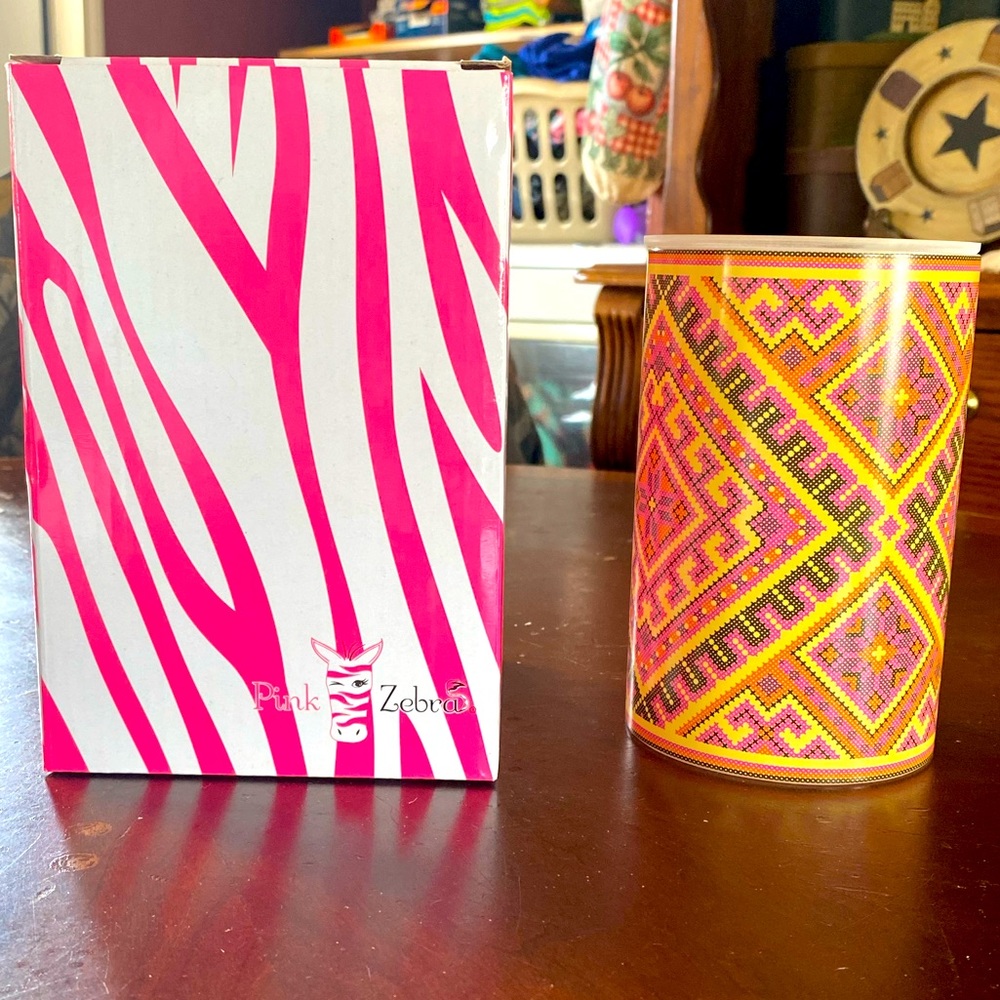 Pink Zebra warming shade